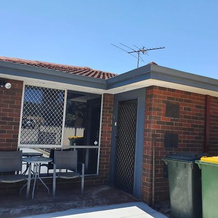 Airport Budget Room Perth Exterior photo